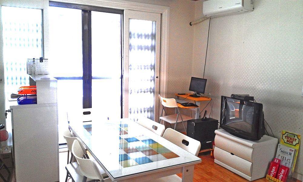 Alpha Guesthouse ソウル特別市 エクステリア 写真